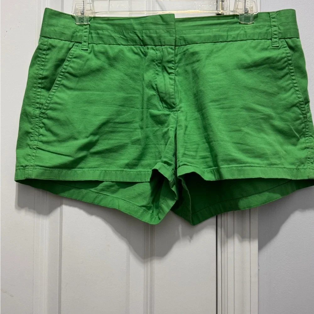 J. Crew Green Shorts Casual Summer Style size 8